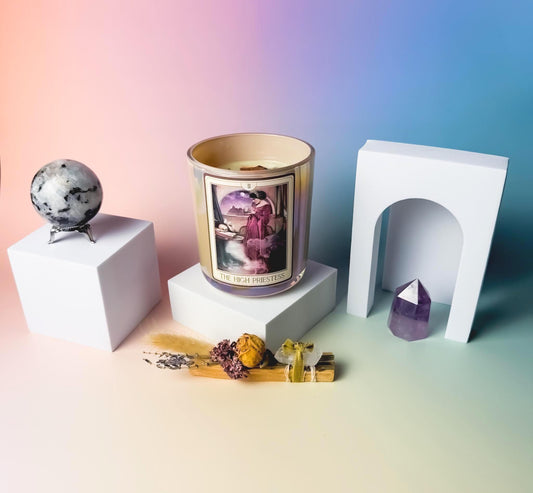 The High Priestess Tarot Candle – Eucalyptus, Rosemary and Amber – Crystal Infused Candle for Intuition, Wisdom and Calm – Hand-Poured Gift