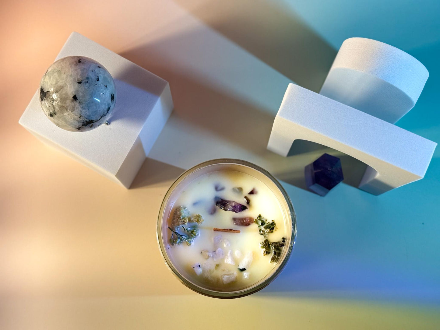 The High Priestess Tarot Candle – Eucalyptus, Rosemary and Amber – Crystal Infused Candle for Intuition, Wisdom and Calm – Hand-Poured Gift