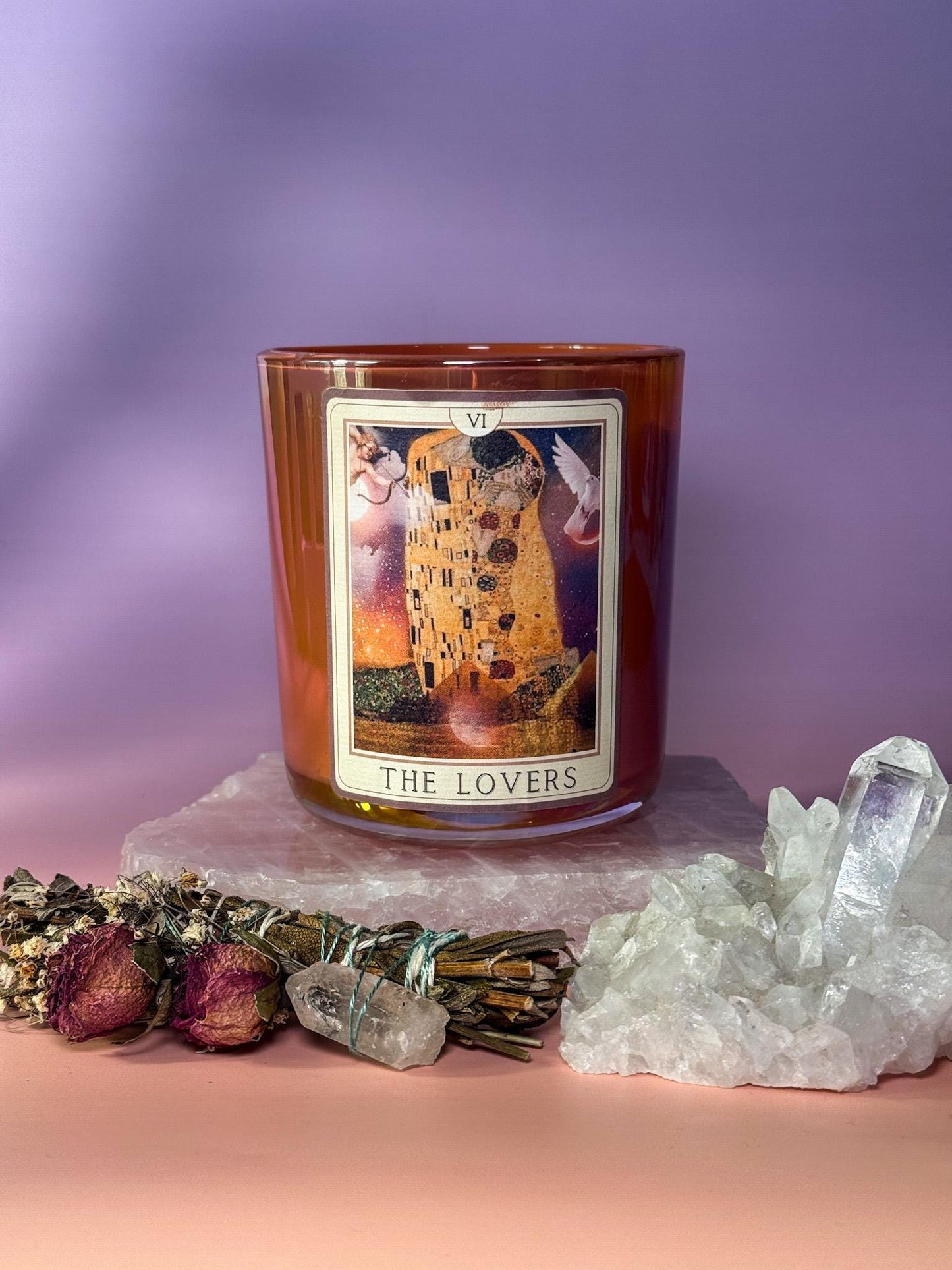 The Lovers Tarot Candle – Rose Petals, Vanilla and Vetiver – Crystal Infused Candle for Love, Harmony and Balance – Luxury Hand-Poured Gift